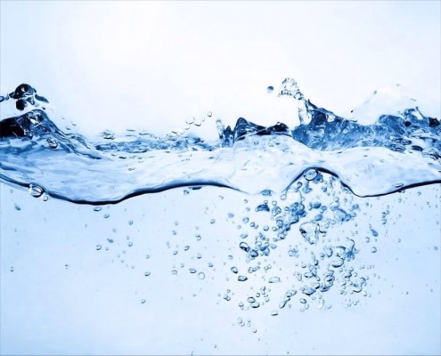 BAINS DÉRIVATIFS. La fraîcheur de l’eau, ou plus facilement la Poche de gel, pour se maintenir en forme en régulant la température interne. La Méthode France Guillain est faite de la combinaison d’une alimentation intelligente et universelle (Miam-Ô-Fruit et Miam-Ô-5), de la fraîcheur du Bain dérivatif ou poche de gel, de l’argile et du soleil doux, ces cadeaux de la nature, clefs d’une bonne forme physique.